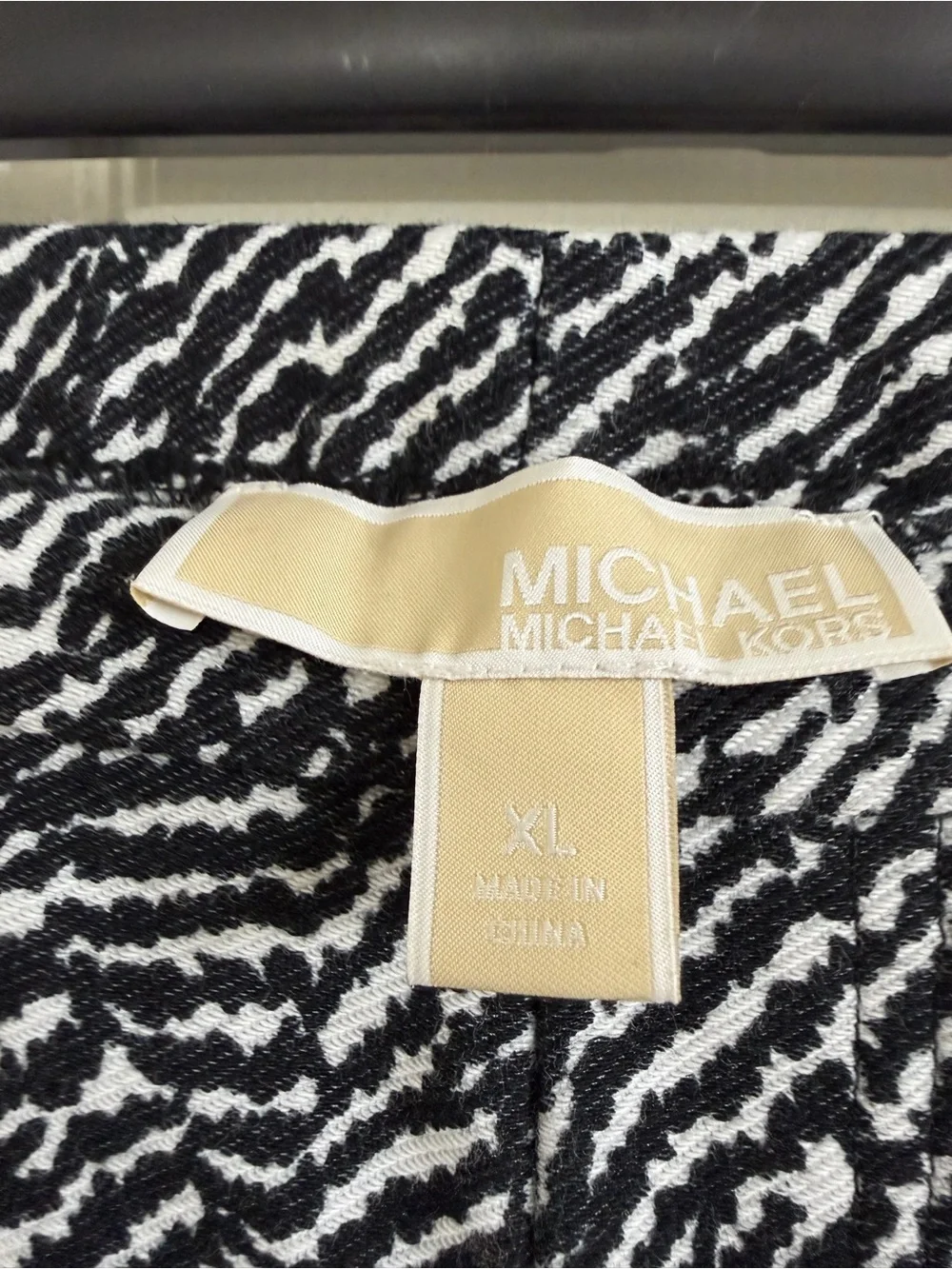 Women’s Michael Kors Black & White Patterned Stretch Pants size XL